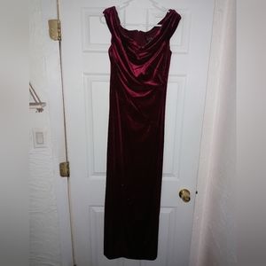 NWOT SLNY brand red sparkling off the shoulder evening dress